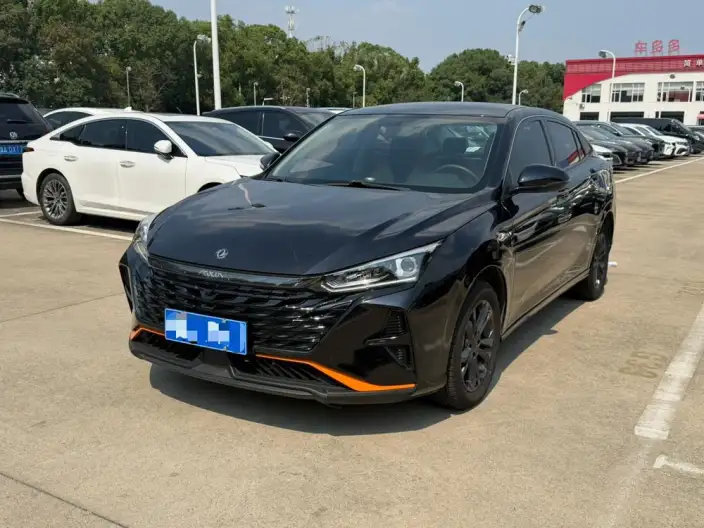 Yixuan 2023 Model Mach Version 1.5L Automatic Chasing the Wind version – фото 1