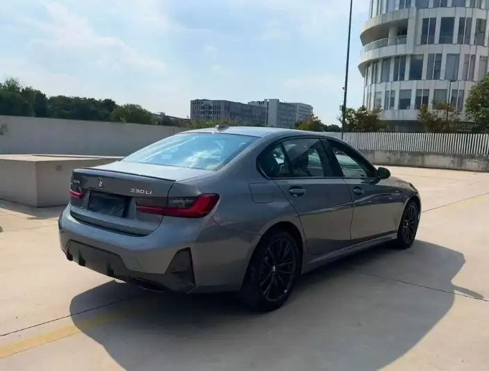 BMW 3 Series 2023 Model 330Li M Sports Night Set – фото 6
