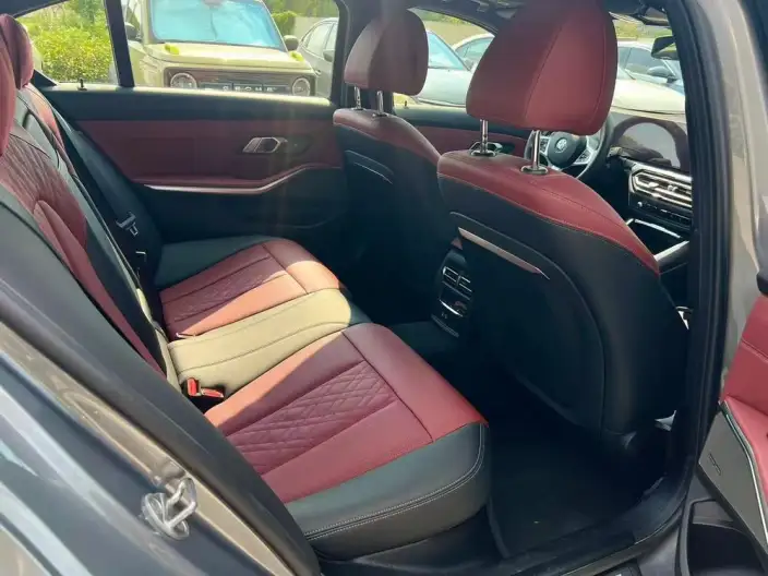 BMW 3 Series 2023 Model 330Li M Sports Night Set – фото 7
