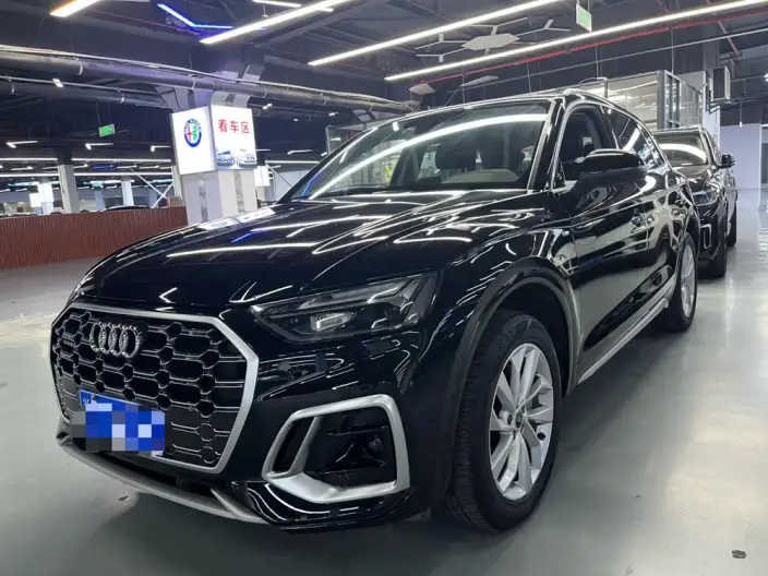Audi Q5L 2022 Model 40T Luxury Dynamic Model