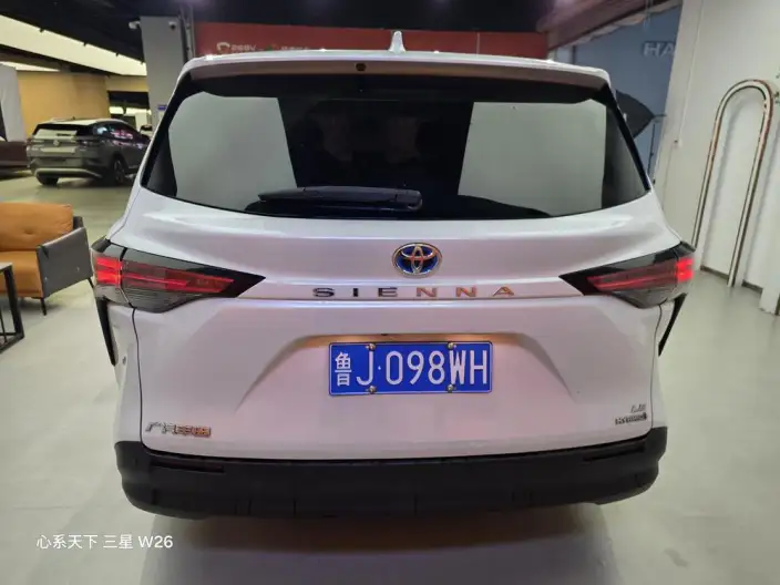 Toyota Sienna 2023 Model Hybrid 2.5L Comfort Edition – фото 5