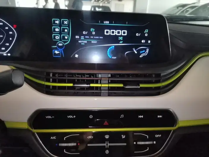 Changan Benben E-Star 2020 Model Heart Edition Lithium Iron Phosphate (31.18kWh) – фото 6