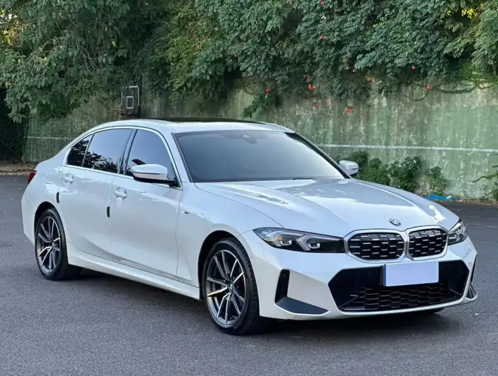 BMW 3 Series 2023 Model 325Li M Sports Set – фото 3