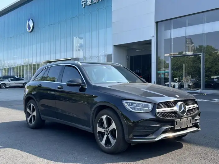 Mercedes-Benz GLC 2022 Model GLC 260 L 4MATIC Dynamic Model – фото 3