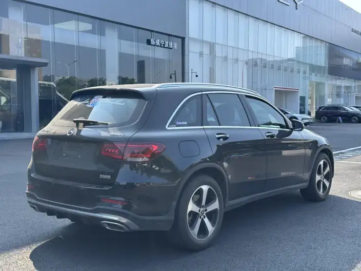 Mercedes-Benz GLC 2022 Model GLC 260 L 4MATIC Dynamic Model – фото 6