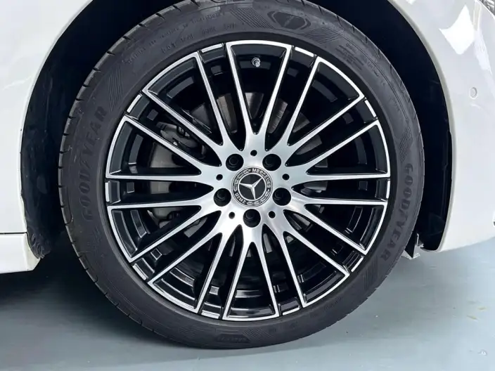 Mercedes-Benz C-Class 2022 Model Facelift C 260 L Sports Edition – фото 8