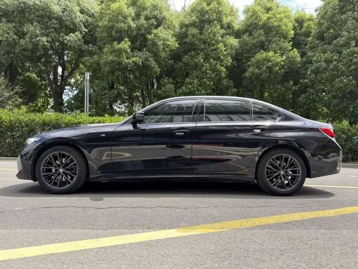 BMW 3 Series 2023 Model 325Li M Sports Night Set – фото 4