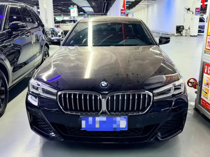 BMW 5 Series 2022 Model 525Li M Sports Set – фото 2