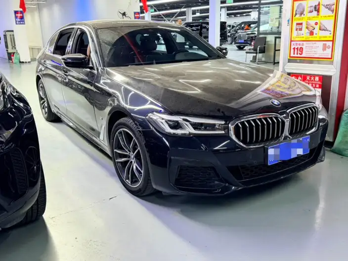 BMW 5 Series 2022 Model 525Li M Sports Set – фото 3