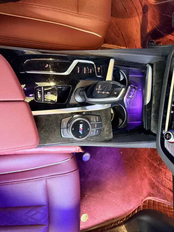 BMW 5 Series 2022 Model 525Li M Sports Set – фото 9