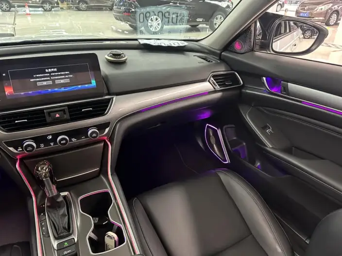 Honda Accord 2022 Model 260TURBO Deluxe Edition – фото 8