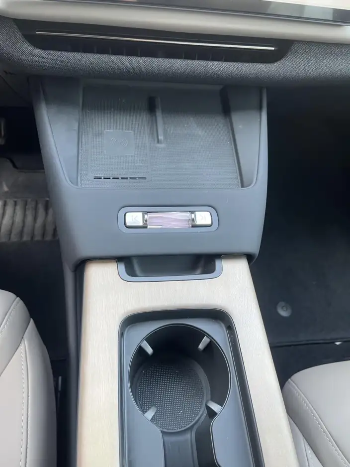 Volvo XC70 2026 Model 4WD Ultra-long Endurance Core – фото 10