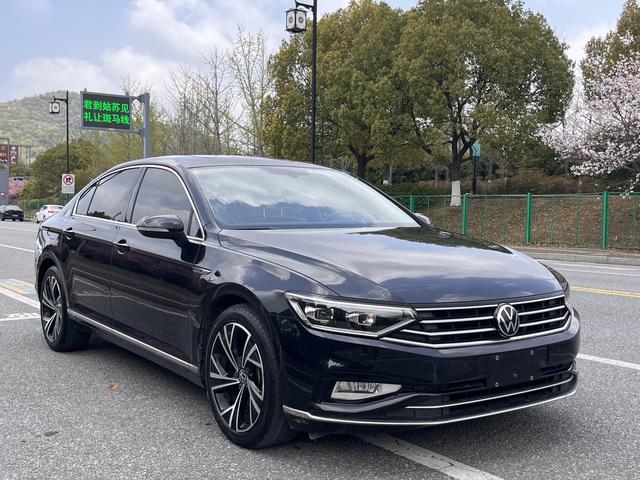 Volkswagen Magotan 2021 330TSI DSG 30th Anniversary – фото 3
