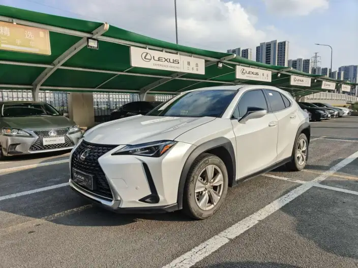 Lexus UX 2020 Model 200 Special Edition