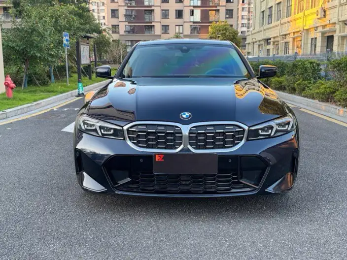 BMW 3 Series 2023 Model 325Li M Sports Night Set