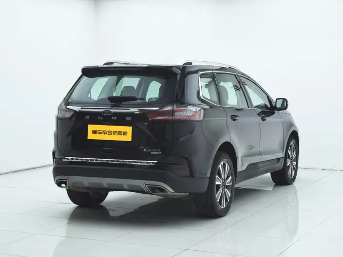 Ford Edge 2022 Model PLUS EcoBoost 245 4WD Sebring Model 7 seat – фото 6