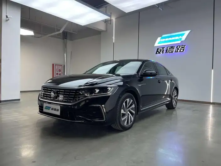 Volkswagen Passat PHEV 2020 Model 430PHEV Hybrid Elite Edition