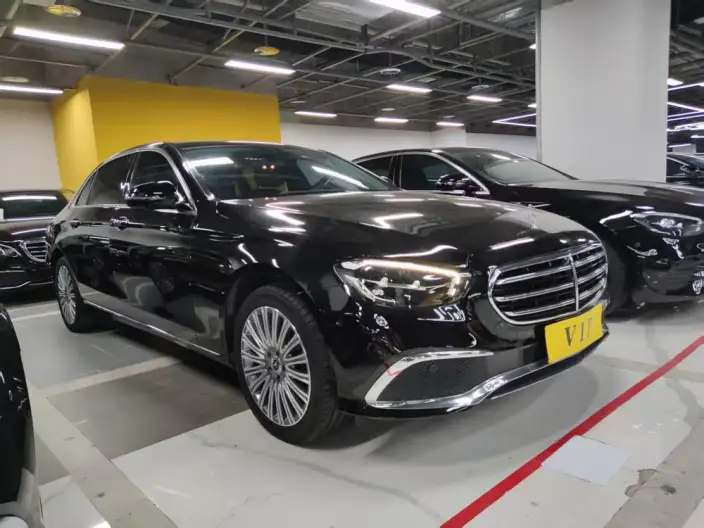 Mercedes-Benz E-Class 2022 Model E 300 L Luxury Model sedan – фото 3
