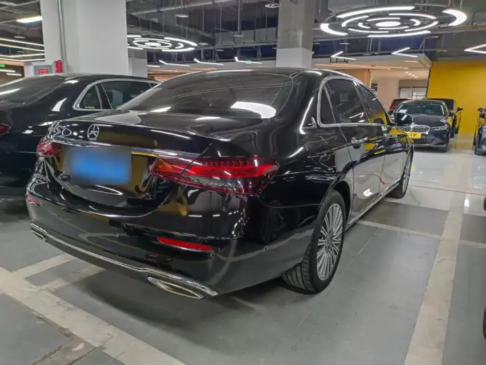 Mercedes-Benz E-Class 2022 Model E 300 L Luxury Model sedan – фото 5