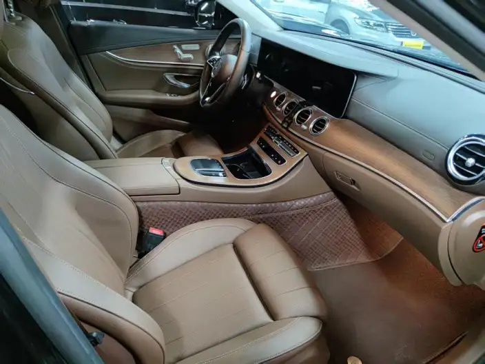 Mercedes-Benz E-Class 2022 Model E 300 L Luxury Model sedan – фото 8