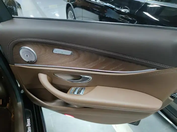 Mercedes-Benz E-Class 2022 Model E 300 L Luxury Model sedan – фото 10
