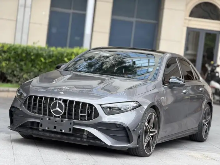 Mercedes-Benz A-Class AMG 2024 Model Facelift AMG A 35 L 4MATIC – фото 1