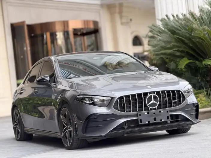 Mercedes-Benz A-Class AMG 2024 Model Facelift AMG A 35 L 4MATIC – фото 3