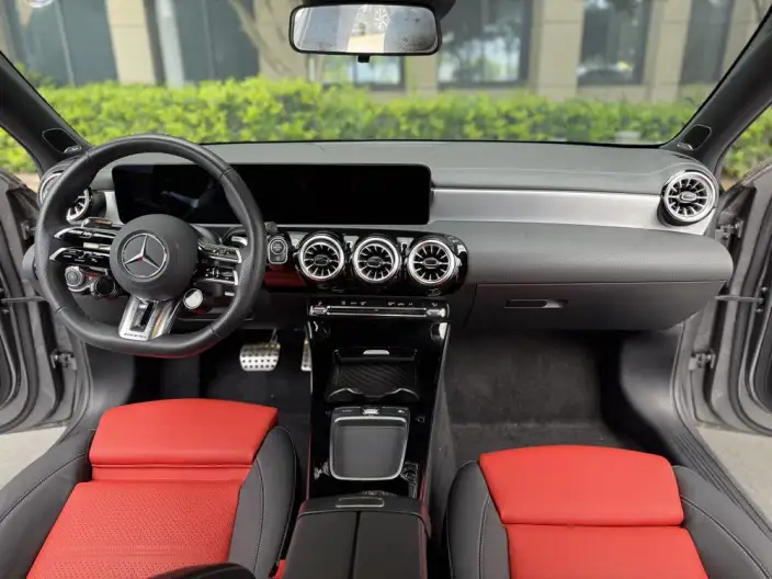 Mercedes-Benz A-Class AMG 2024 Model Facelift AMG A 35 L 4MATIC – фото 8