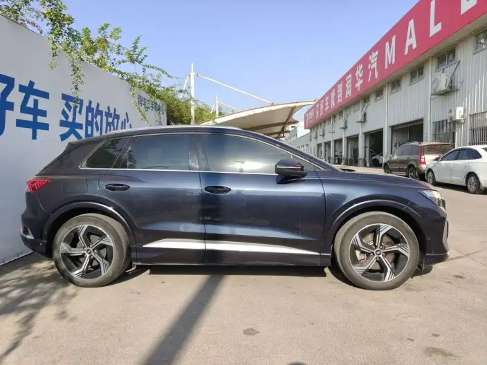 Audi Q4 e-tron 2023 Model 40 e-tron Genesis Edition – фото 5