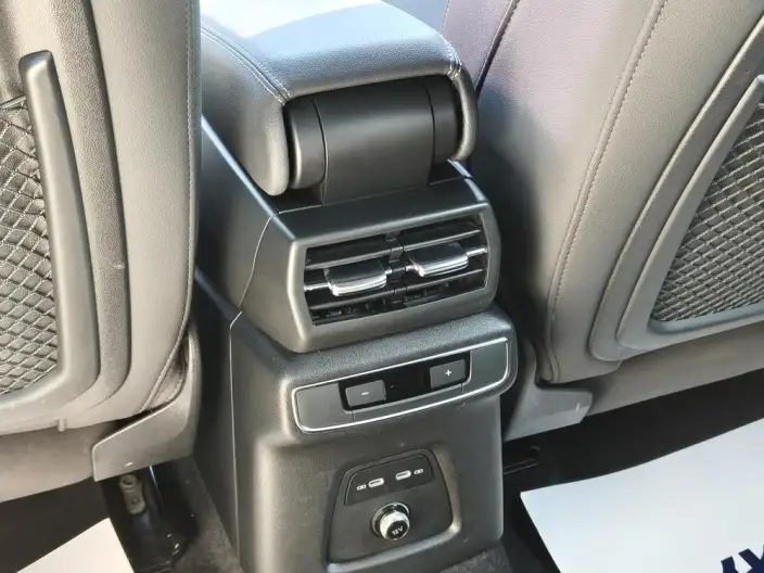Audi Q4 e-tron 2023 Model 40 e-tron Genesis Edition – фото 7
