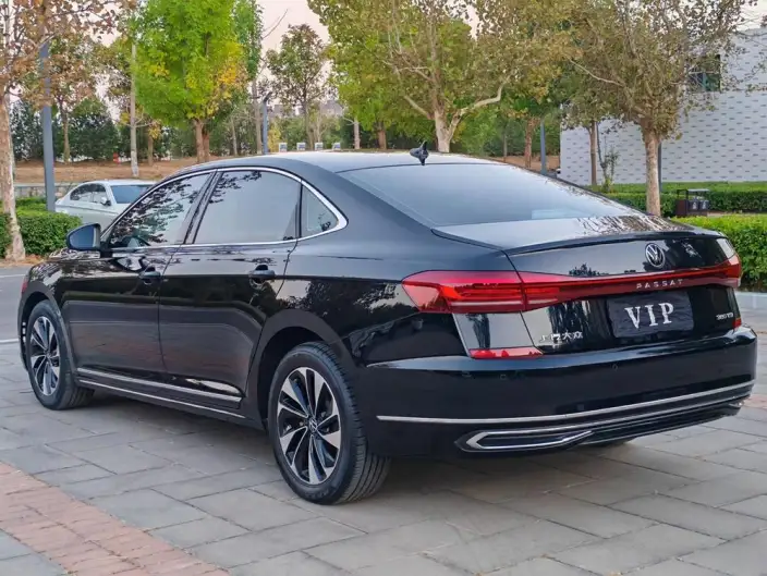 Volkswagen Passat 2024 Model 280TSI Business Edition – фото 5