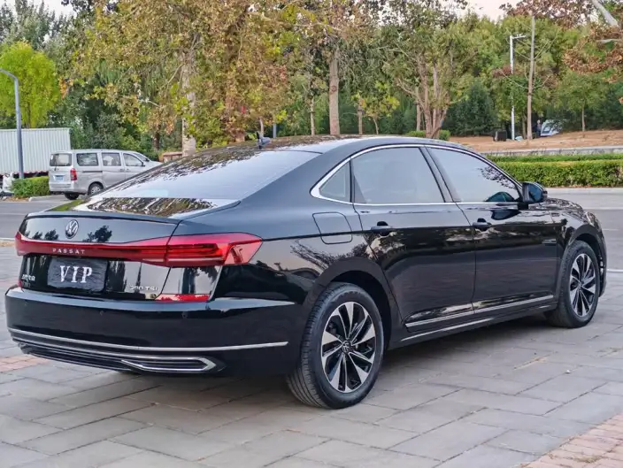 Volkswagen Passat 2024 Model 280TSI Business Edition – фото 7