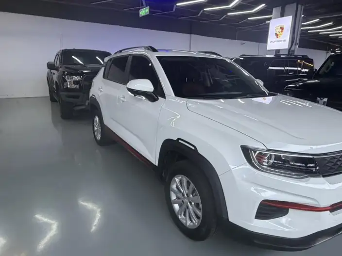 Changan CS35 PLUS 2022 Model 1.6L GDI CVT Elite Model