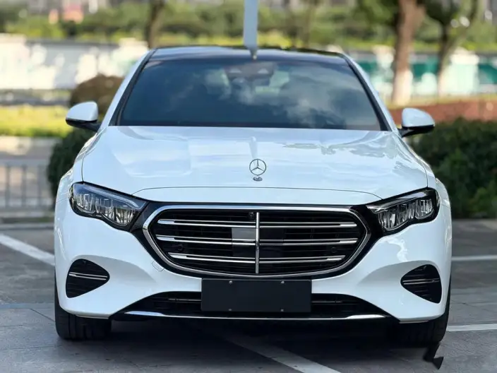 Mercedes-Benz E-Class PHEV 2024 Model E 350 e L sedan
