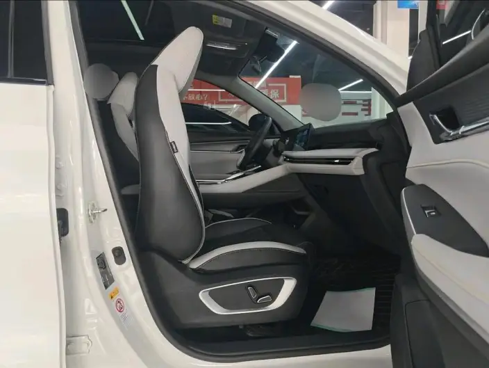 Changan CS75 PLUS 2023 Model Third generation 1.5T Automatic Noble Model – фото 5