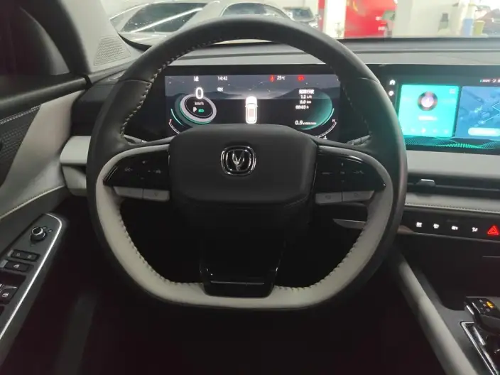 Changan CS75 PLUS 2023 Model Third generation 1.5T Automatic Noble Model – фото 9