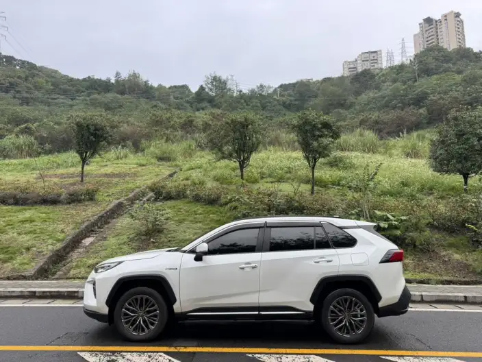 Toyota Wildlander 2023 Model Hybrid 2.5L 2WD Luxury PLUS Edition