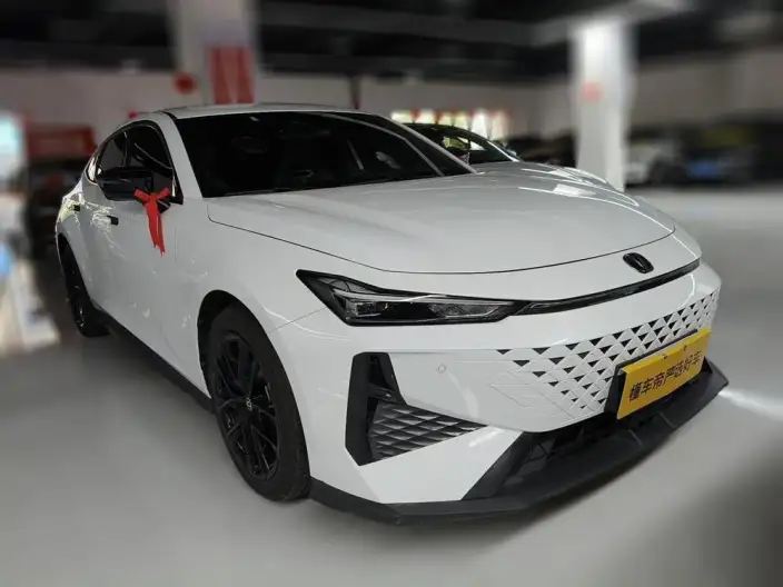 Changan UNI-V 2024 Model 1.5T Exclusive Model