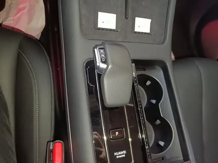 Aito M7 2022 Model 2WD Comfort Edition – фото 9