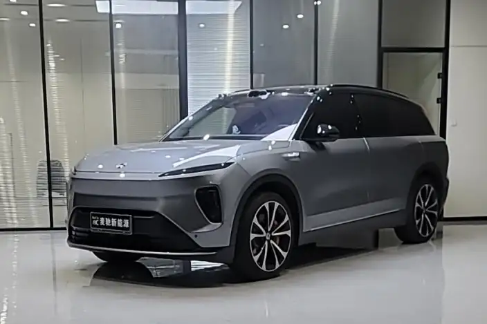NIO ES8 2024 Model 100kWh Signature Edition
