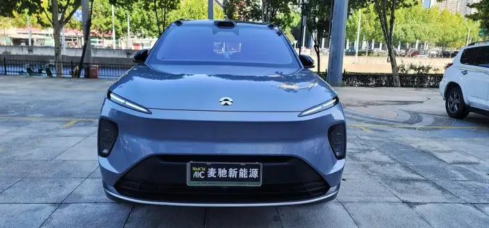 NIO ES8 2024 Model 100kWh Signature Edition