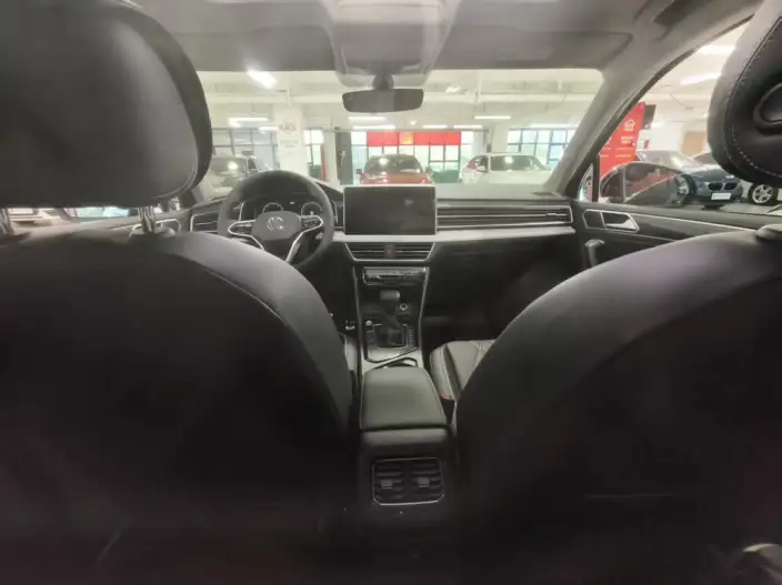 Volkswagen Tiguan L 2022 Model 330TSI Automatic 2WD R-Line Enjoy the version more – фото 8