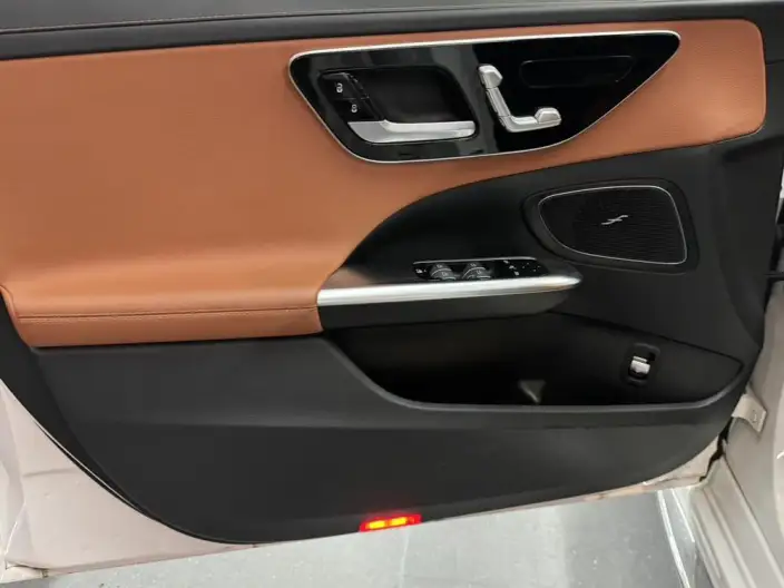 Mercedes-Benz C-Class 2023 Model Facelift C 200 L Sports Edition – фото 8