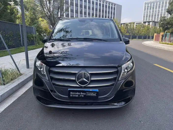 Viano 2024 Model 2.0T Business Edition 7 seat