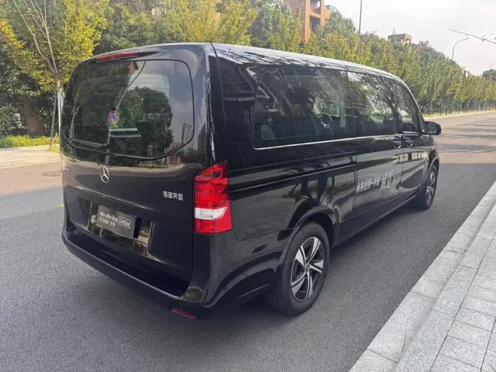 Viano 2024 Model 2.0T Business Edition 7 seat – фото 6