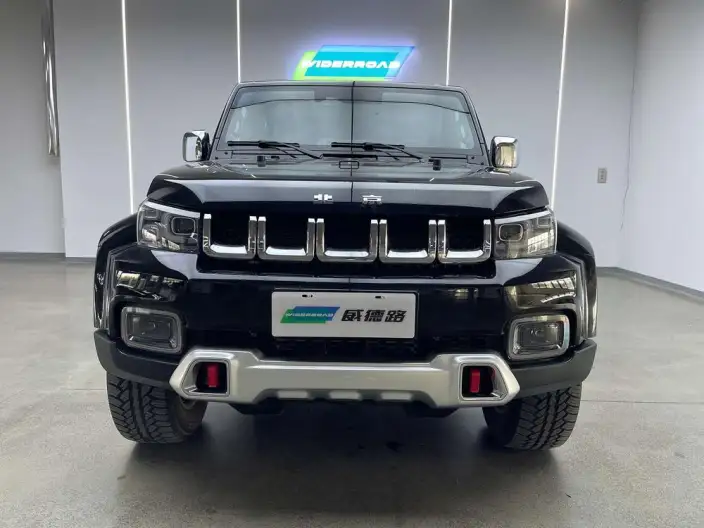 BAIC BJ40 2023 Model 2.0T Automatic 4WD City Hunter Edition Warrior Model – фото 2