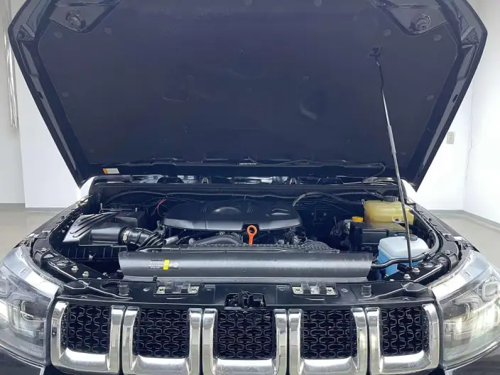 BAIC BJ40 2023 Model 2.0T Automatic 4WD City Hunter Edition Warrior Model – фото 9