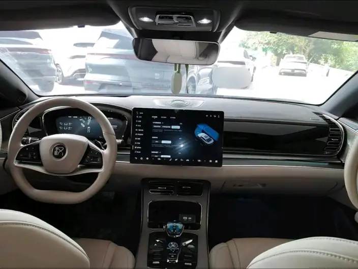 BYD Han DM 2025 Model Smart Driving Edition DM-i 125KM LiDAR Flagship Model – фото 5