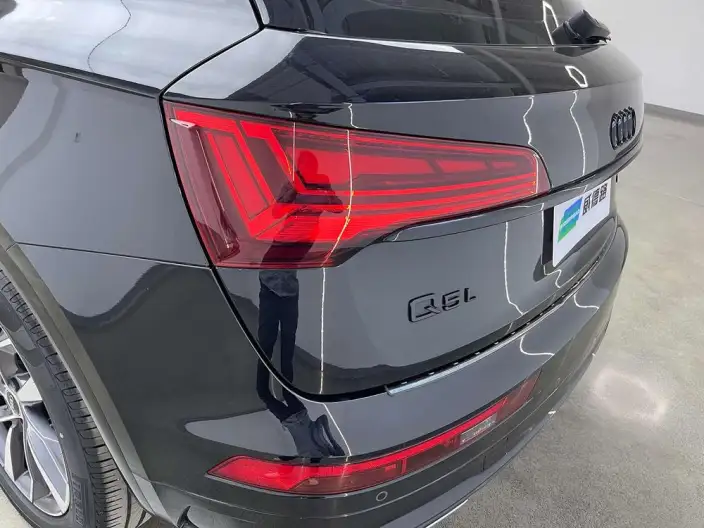 Audi Q5L 2022 Model 40T Luxury Dynamic Model – фото 9