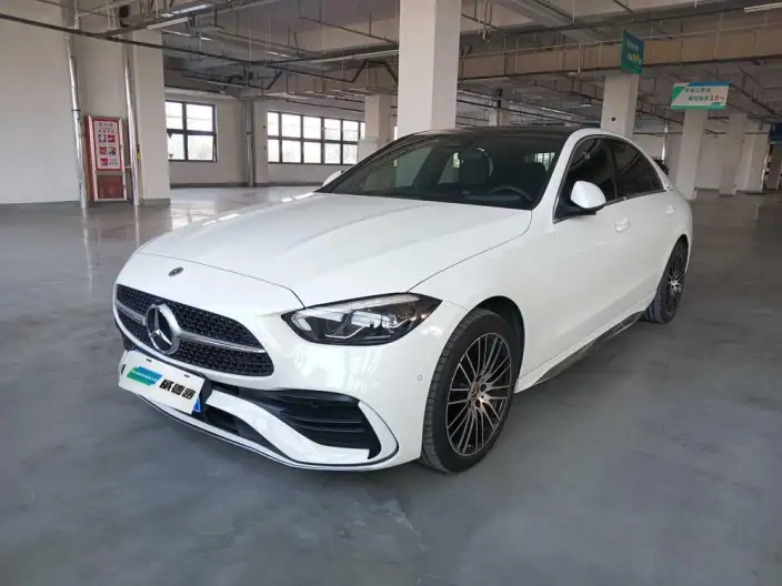 Mercedes-Benz C-Class 2024 Model Facelift II C 260 L Sports Edition – фото 1